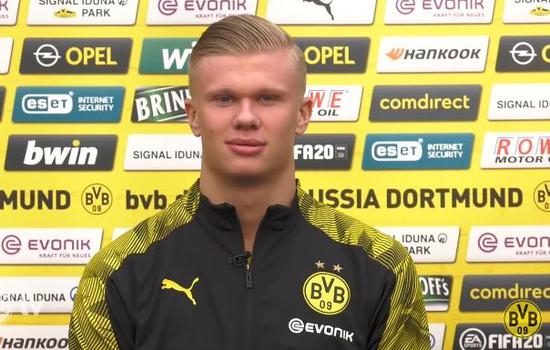 自威廉以来，埃斯特旺是首位连续3场欧冠进球的切尔西球员（埃斯特旺成为威廉后首位欧冠三连场破门的切尔西球员）