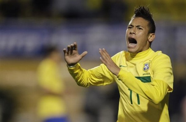 玉昆副总经理告别安德森：讲不出再见，这便是职业足球的规则（玉昆副总经理与安德森分道扬镳：难言再见，这是职业足球的规则）