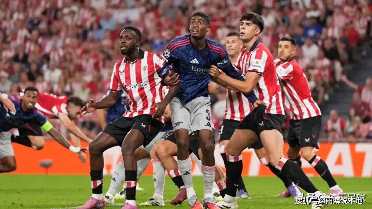 英超球星圣诞温情时刻：十对伴侣的家庭故事（英超球星圣诞暖心瞬间：十对伴侣的温馨日常）