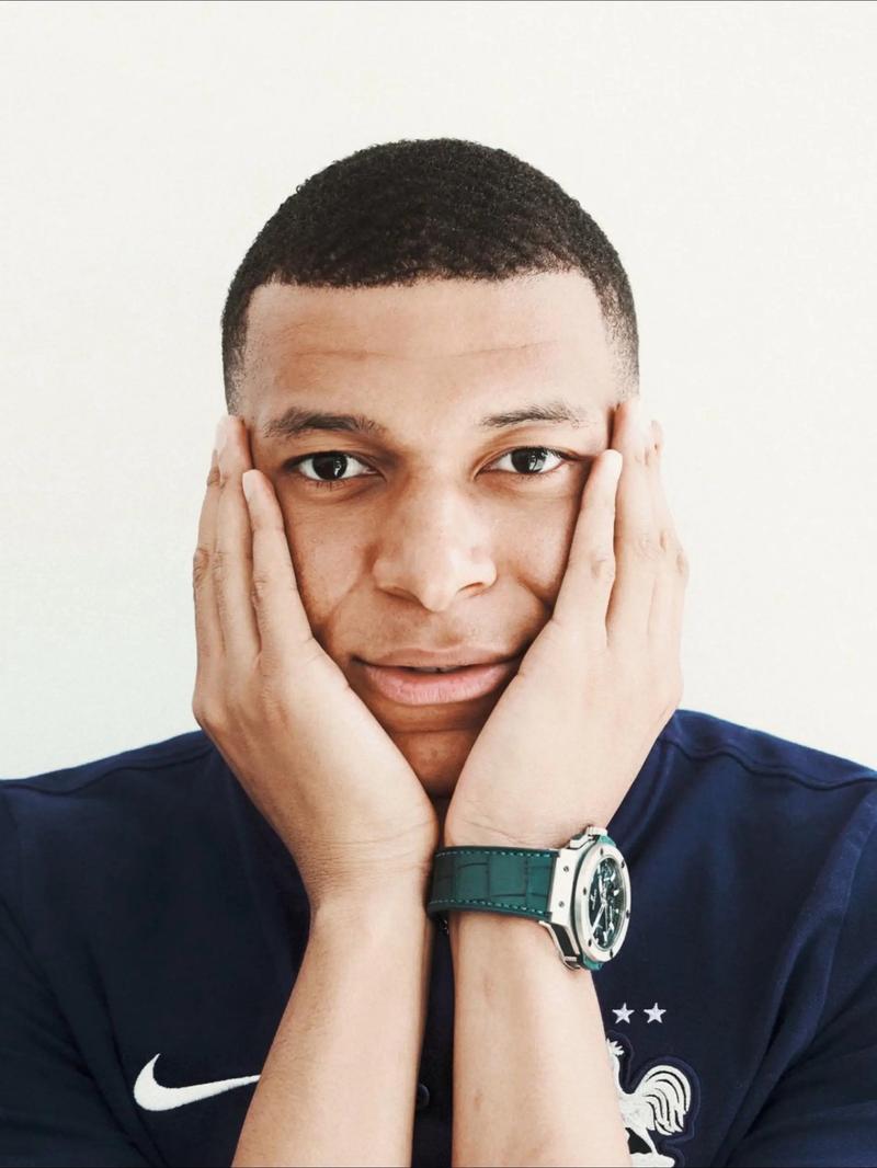 阿森纳欧冠五连胜力克拜仁慕尼黑（阿森纳欧冠豪取五连胜，击退拜仁慕尼黑）