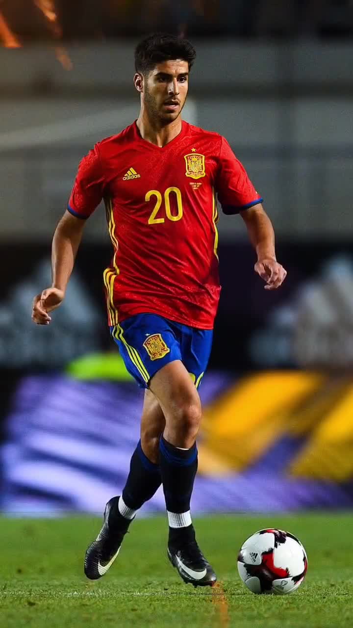 国脚连续进球引领全队节奏