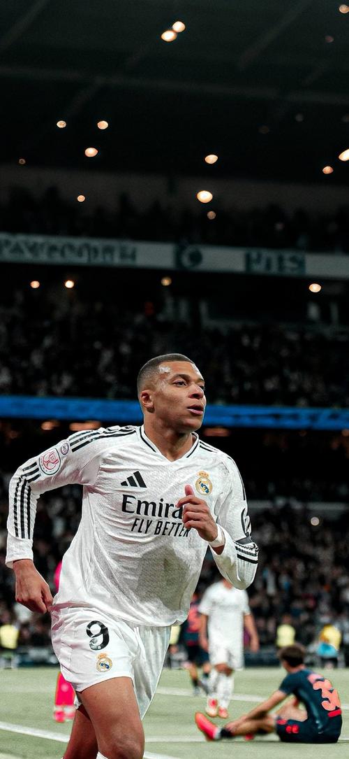 哑火，阿尔瓦雷斯近5场西甲比赛0球0助，近4场仅射门3次（状态低迷，阿尔瓦雷斯近5轮西甲0球0助，近4战仅3次射门）