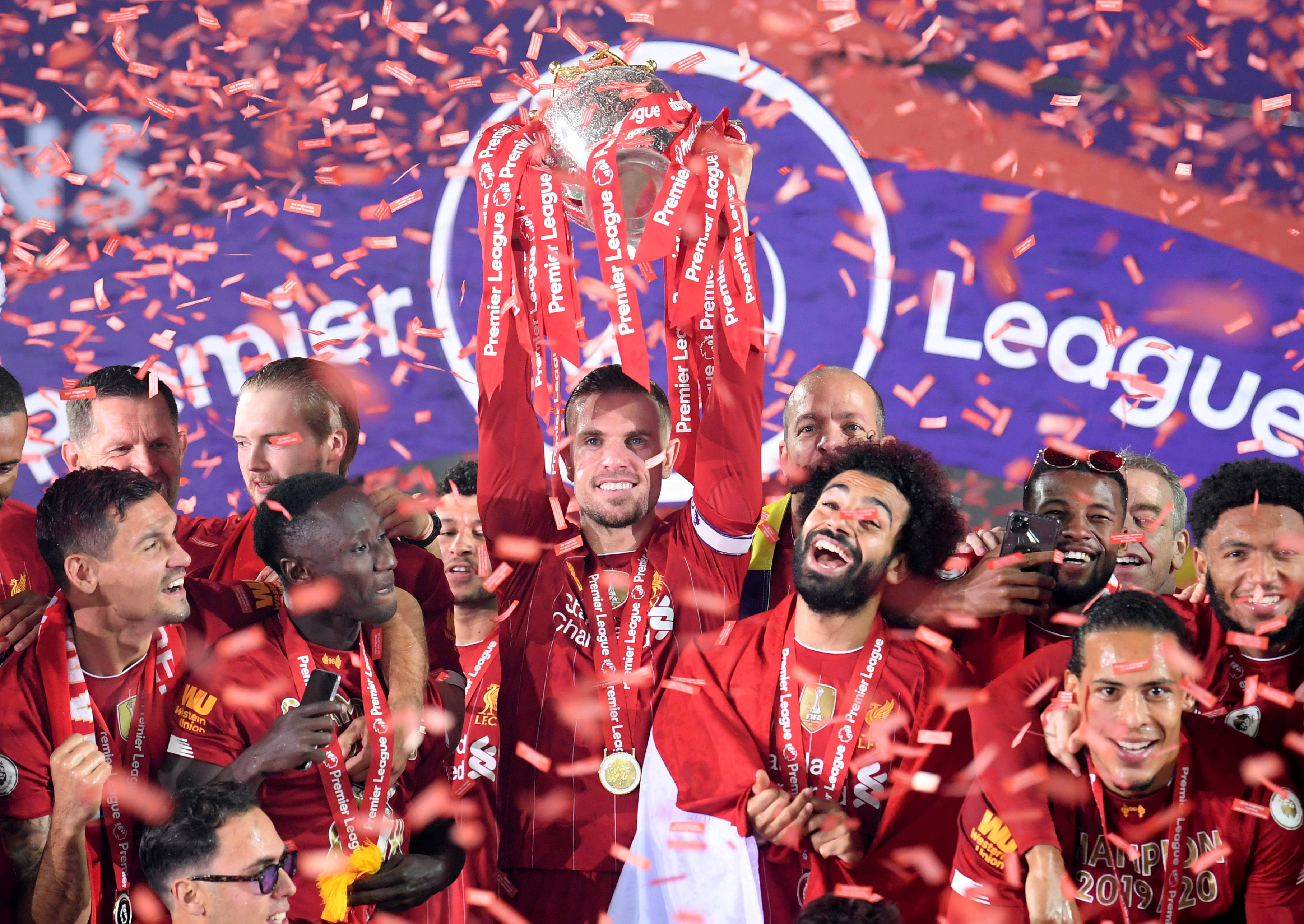 北青：足协将择期安排邵佳一上任发布会；国足恐最早明年初重组（北青：足协拟择期举行邵佳一就任发布会，国足或最早于明年初重组）