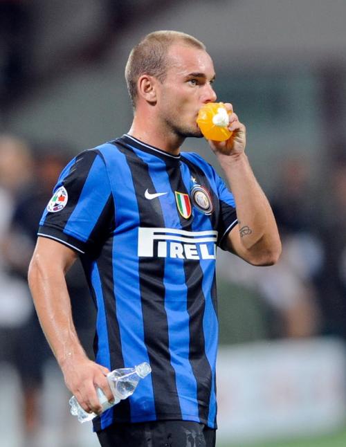 徐正源：看到中超排名低很伤心，我们应拯救中国足球的尊严（徐正源：中超排名低令人痛心，必须捍卫中国足球的尊严）